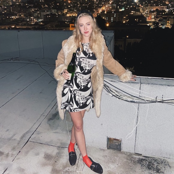 Meet your Posher, Maddie - Picture 4 of 6